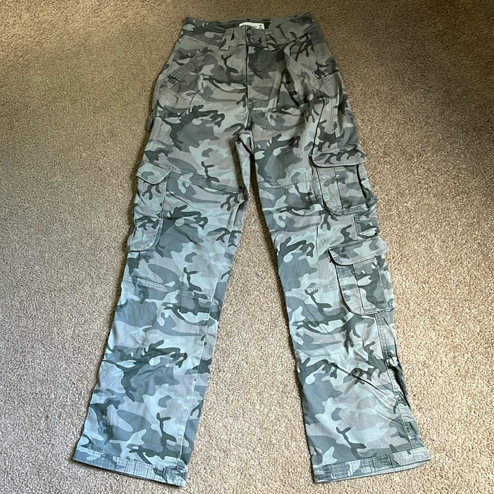 A&F High Rise Camo Pants